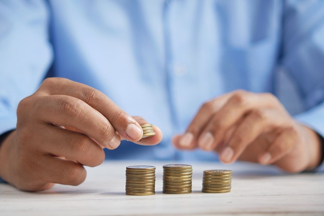 Household savings planning and goal tracking in Ireland