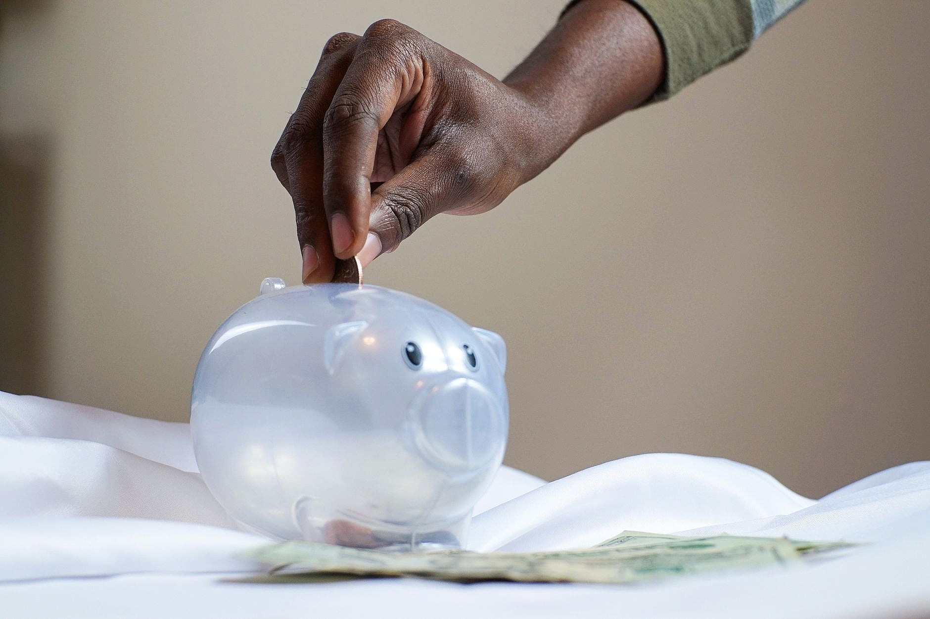 Household savings plan organization and structured financial planning in Ireland